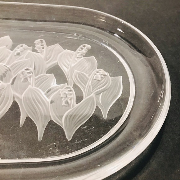 Vintage Sasaki Oval Crystal Plate Lily of Valley Frosted Plate 14”-8” - Picture 11 of 12